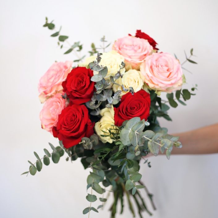 Leuri - Ramo de rosas multicolor