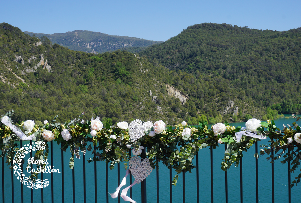 ROMANTICISMO-EN-LAS-BODAS-EN-LA-NATURALEZA