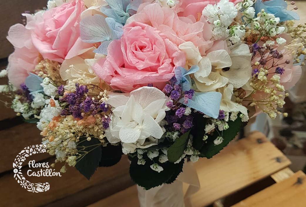 ramos para novia elaborados con flores preservadas